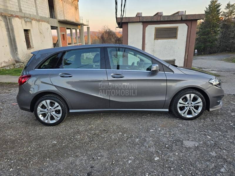 Mercedes Benz B 180 Sport