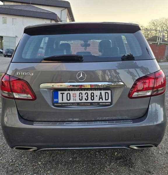Mercedes Benz B 180 Sport