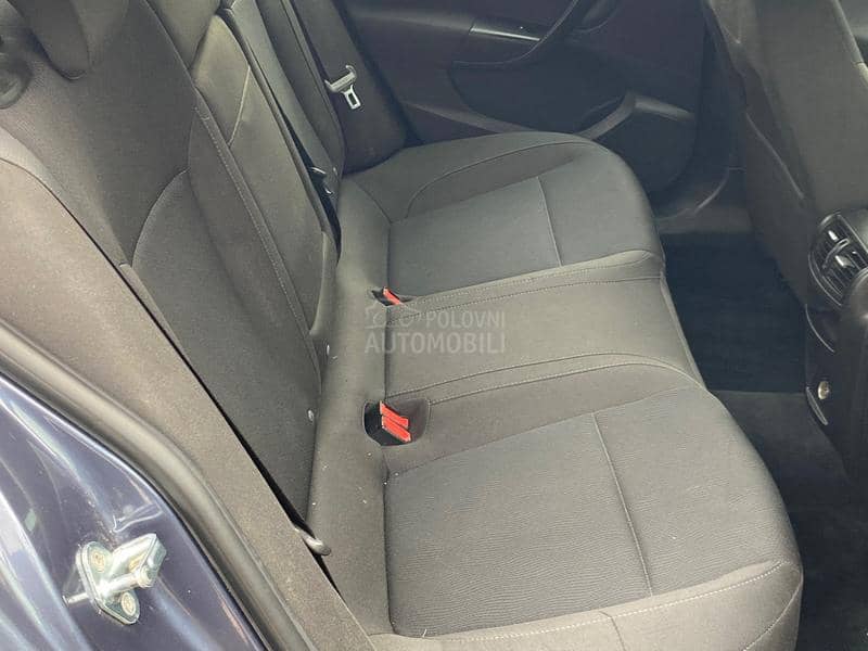 Opel Insignia 2,0 CDTI N A V I