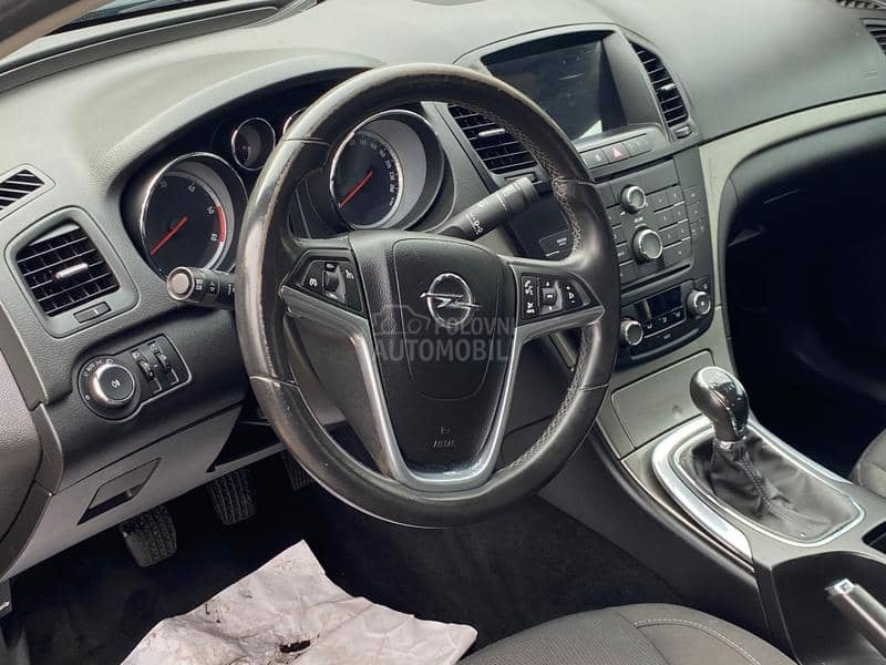 Opel Insignia 2,0 CDTI N A V I