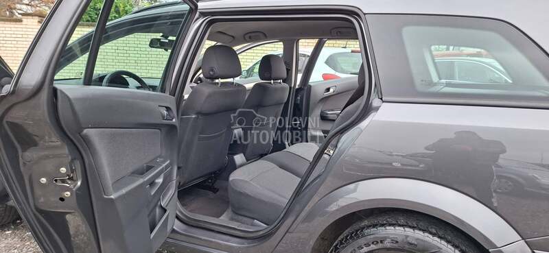 Opel Astra H 1.7 REZERVISA NO