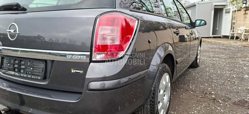 Opel Astra H 1.7 REZERVISA NO