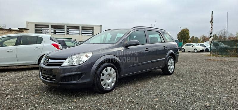 Opel Astra H 1.7 REZERVISA NO
