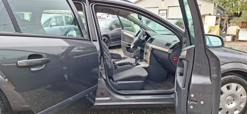 Opel Astra H 1.7 REZERVISA NO