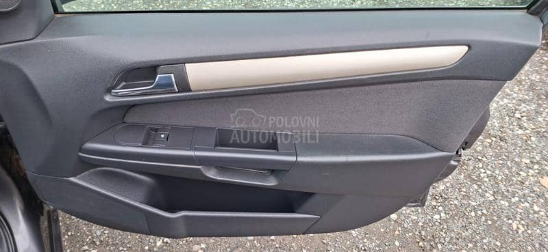 Opel Astra H 1.7 REZERVISA NO