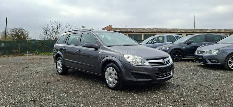 Opel Astra H 1.7 REZERVISA NO
