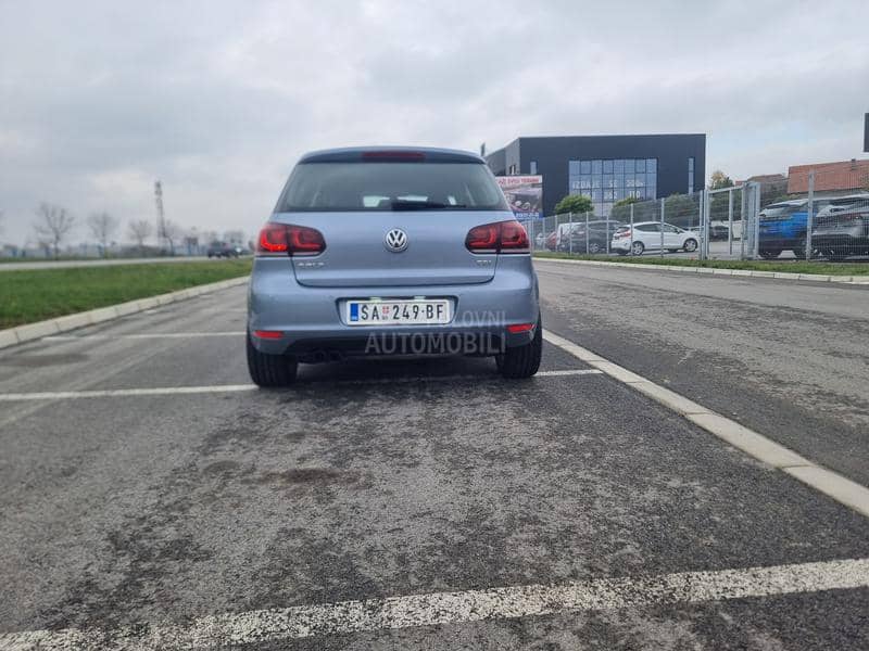 Volkswagen Golf 6 