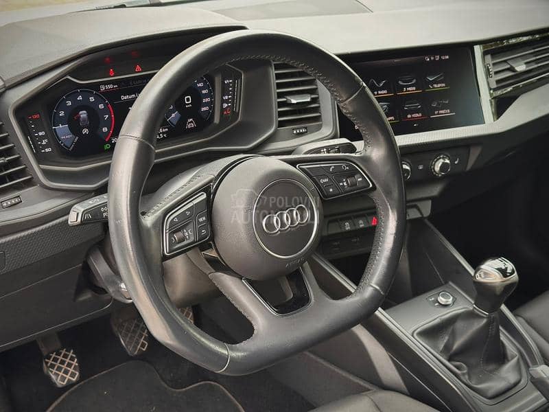 Audi A1 1.0 TFSI S line