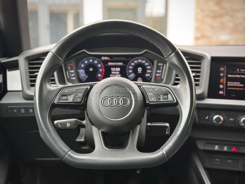 Audi A1 1.0 TFSI S line