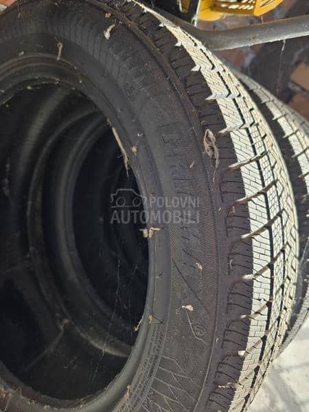 Gripmax 225/55 R18 Zimska