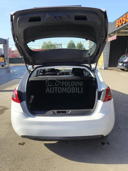 Peugeot 308 1.5HDI