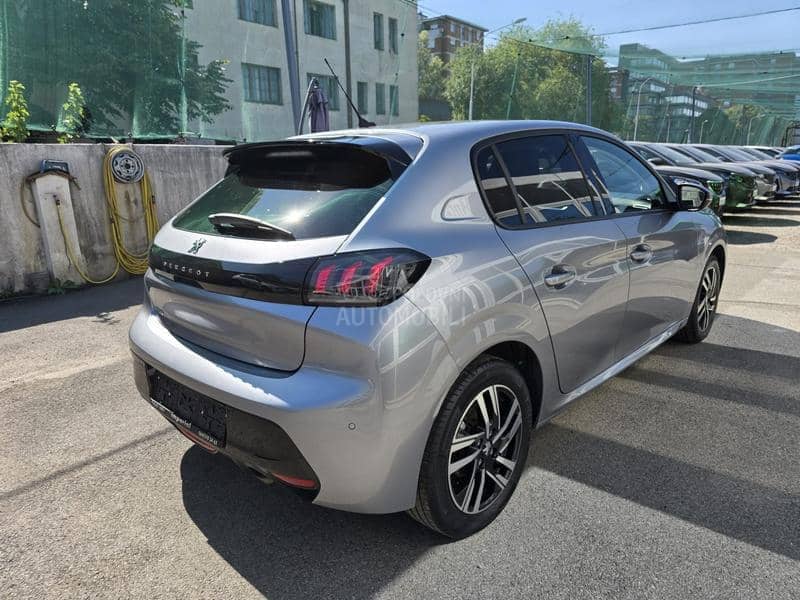 Peugeot 208 1.2 B Allure