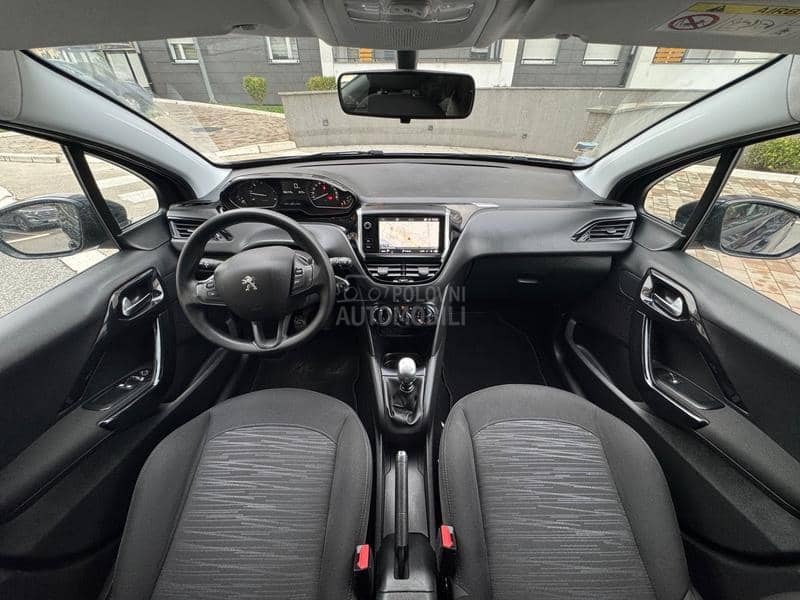 Peugeot 208 BlueHdi 6brz