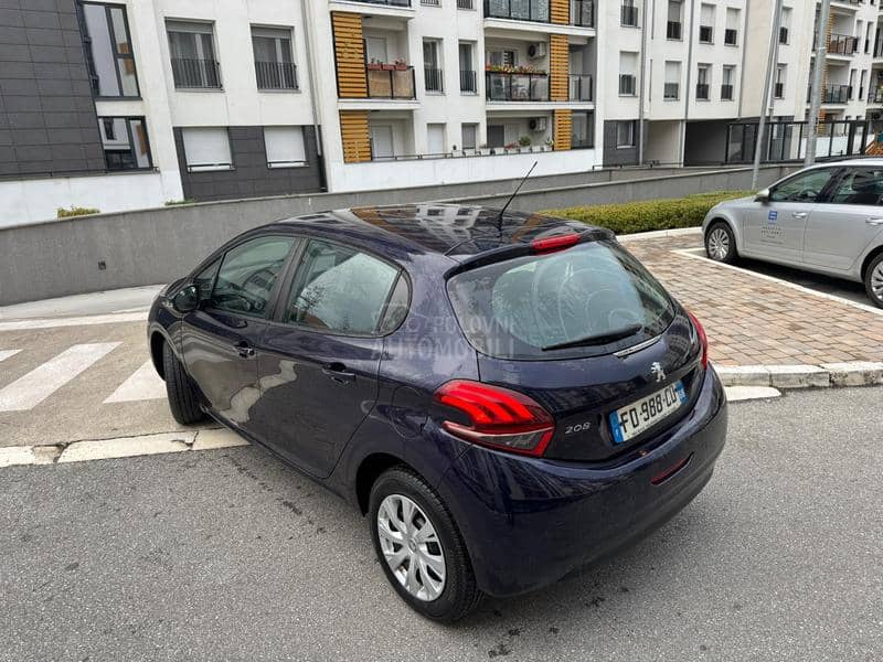 Peugeot 208 BlueHdi 6brz
