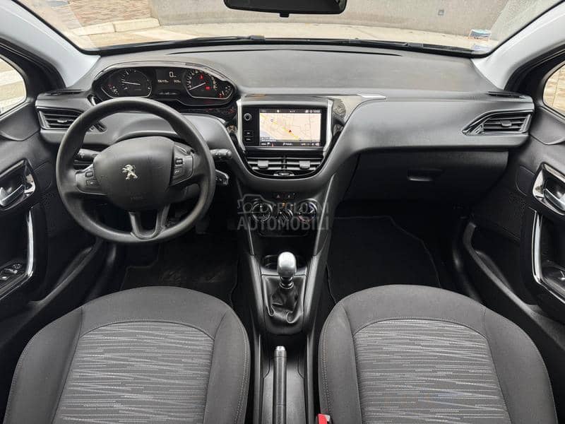 Peugeot 208 BlueHdi 6brz