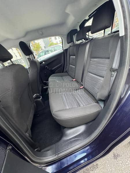 Peugeot 208 BlueHdi 6brz