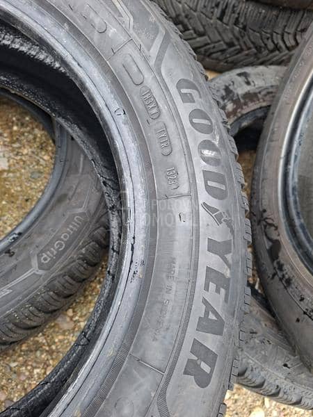 Goodyear 205/60 R16 Zimska