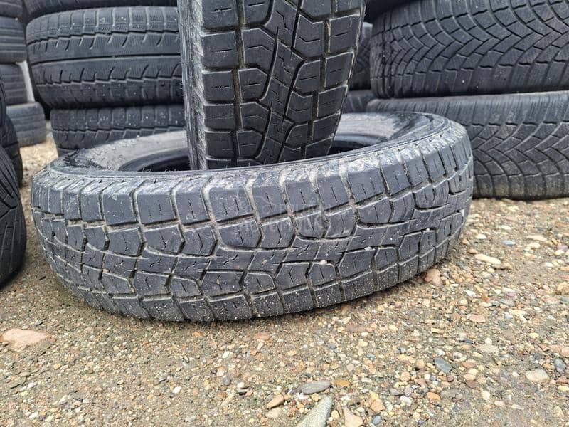 Pirelli 185/75 R16 Zimska