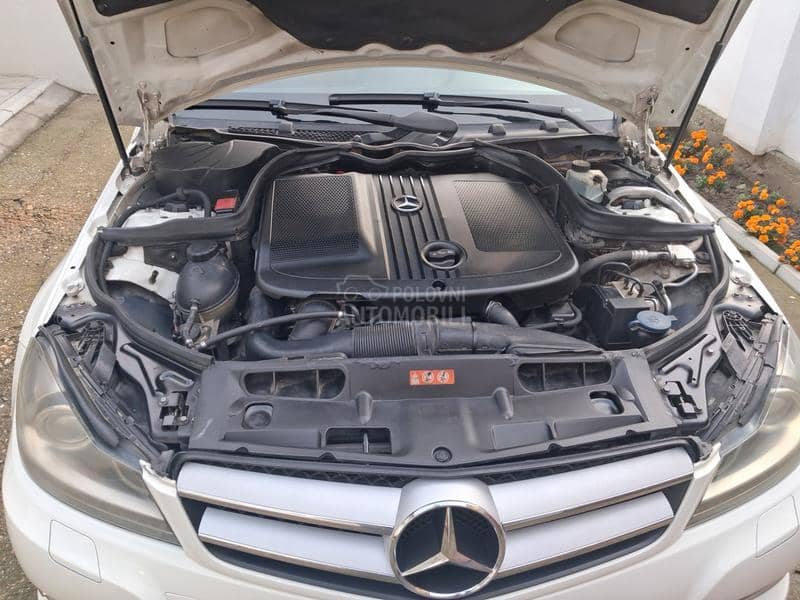 Mercedes Benz C 220 