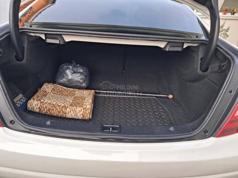Mercedes Benz C 220 