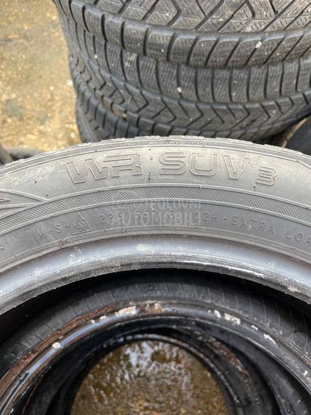 Nokian 225/55 R18 Zimska