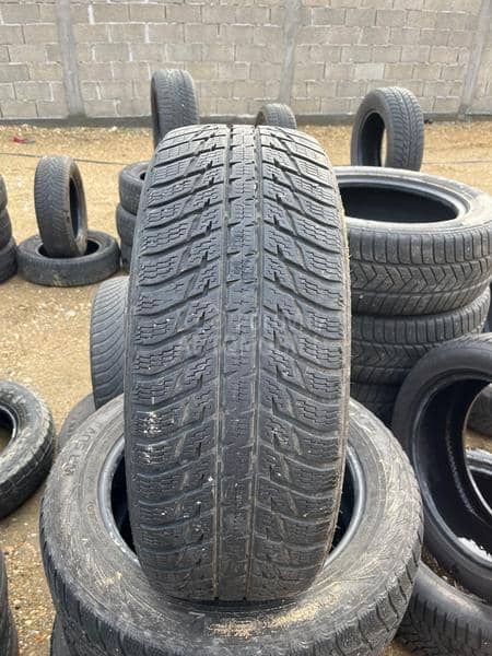 Nokian 225/55 R18 Zimska
