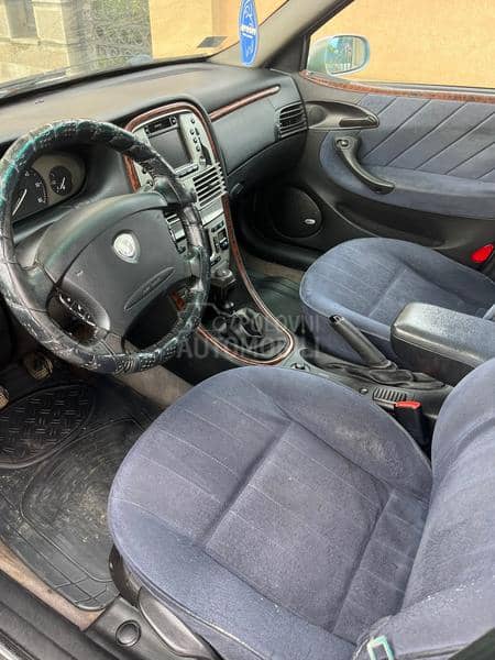 Lancia Lybra 2.4