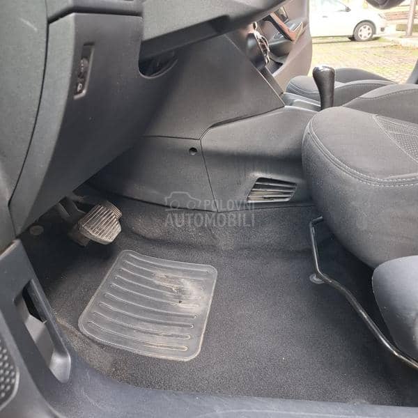 Peugeot 208 1.4 HDI