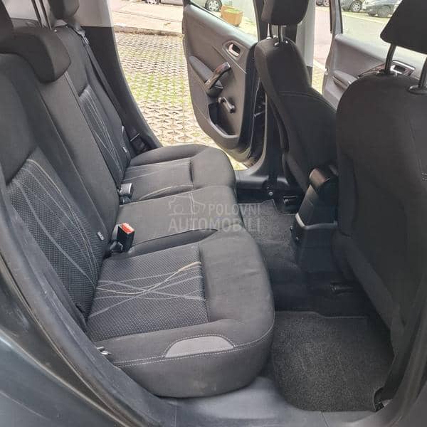 Peugeot 208 1.4 HDI