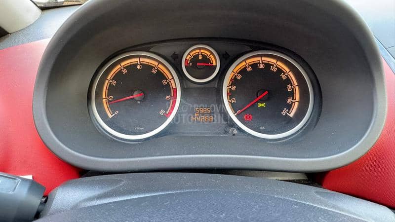 Opel Corsa D 1.4 Ecoflex