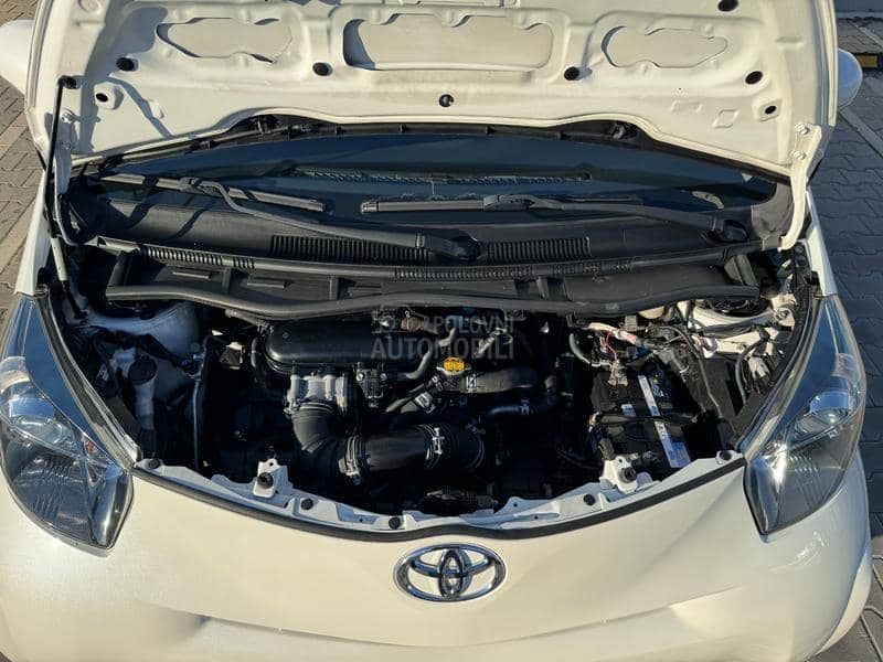 Toyota iQ 1.33i Matik JBL