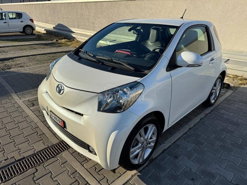 Toyota iQ 1.33i Matik JBL