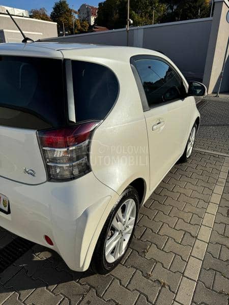 Toyota iQ 1.33i Matik JBL