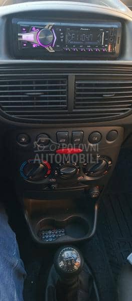 Fiat Punto 1.2/8V T.N.G. REG