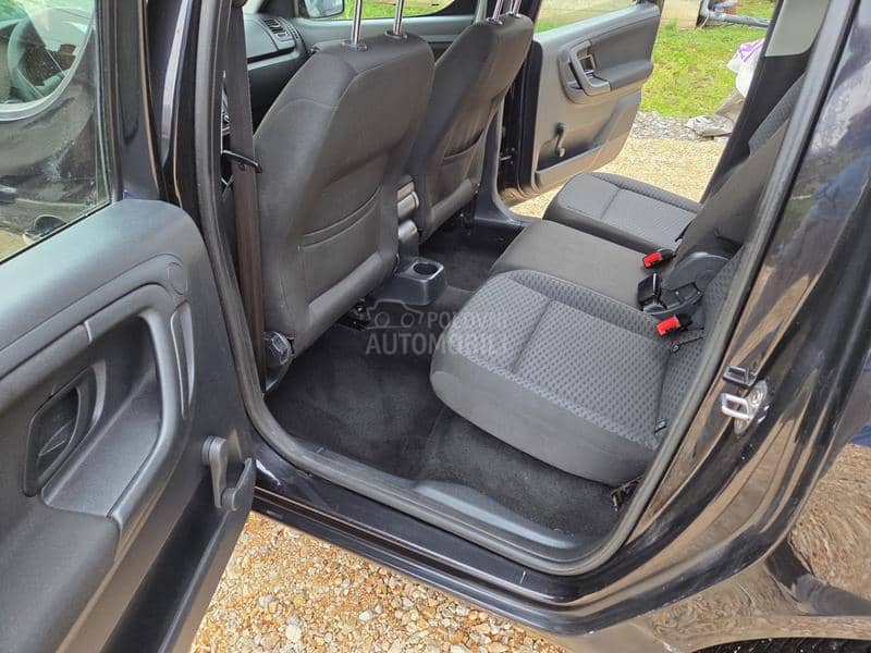 Škoda Roomster 1.2tsi CH NOV