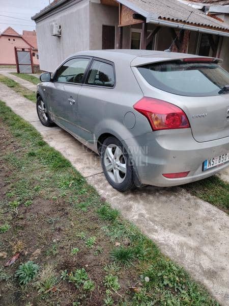 Kia cee`d 