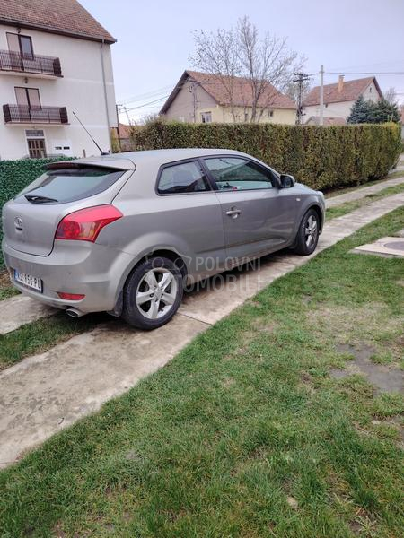 Kia cee`d 