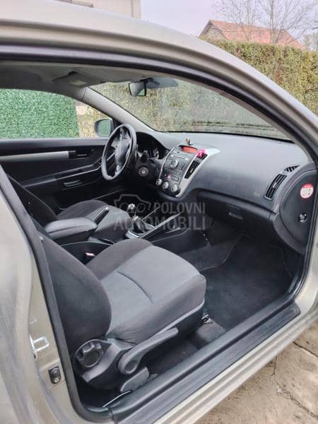 Kia cee`d 