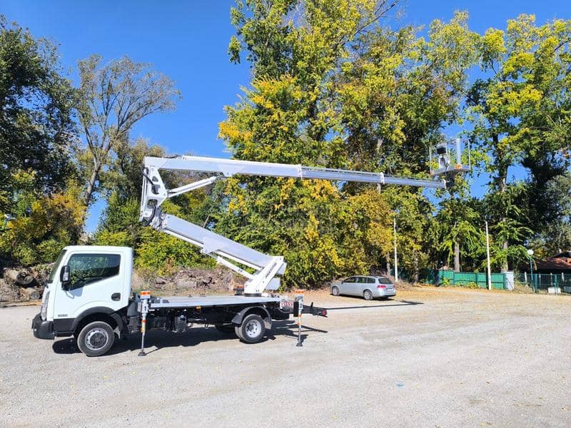 Nissan Multitel MX 250