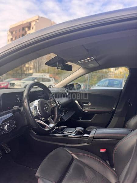 Mercedes Benz CLA 180 AMG