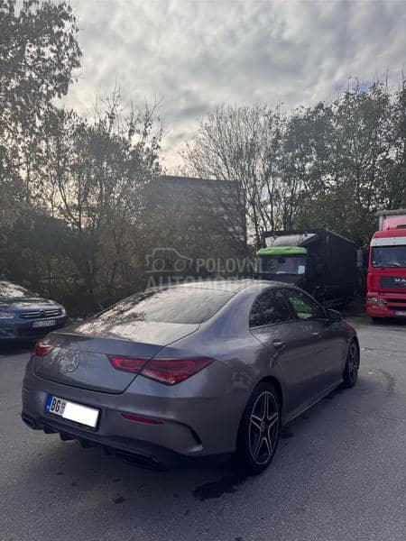 Mercedes Benz CLA 180 AMG