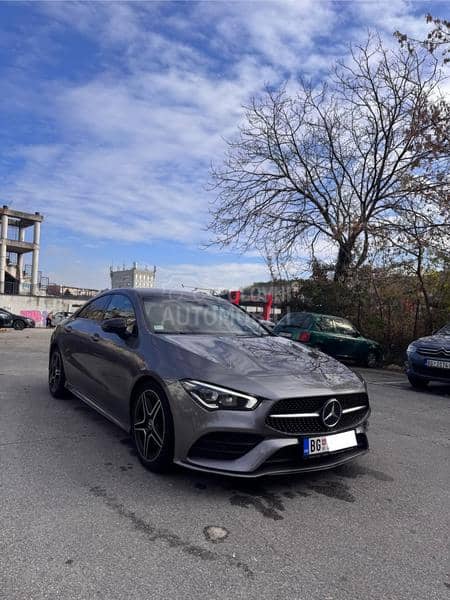 Mercedes Benz CLA 180 AMG