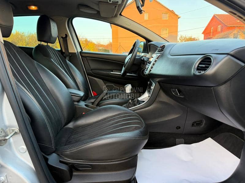 Lancia Delta 1.6 MJET PLATINO CH