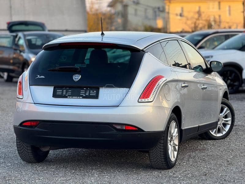 Lancia Delta 1.6 MJET PLATINO CH