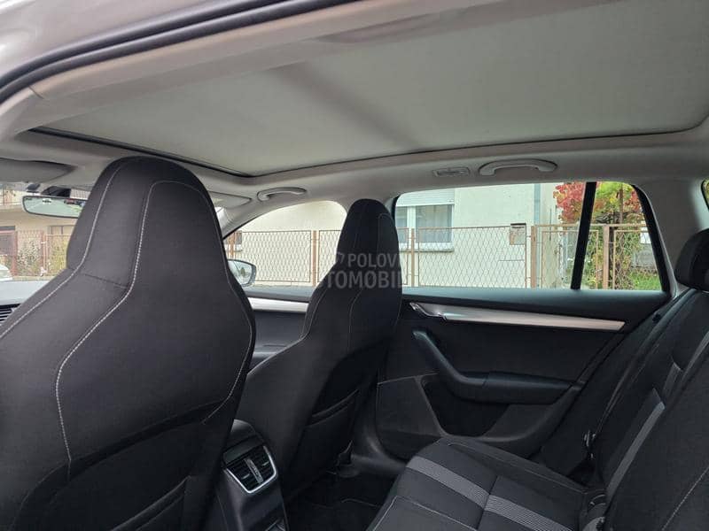 Škoda Octavia DSG FABRIKA