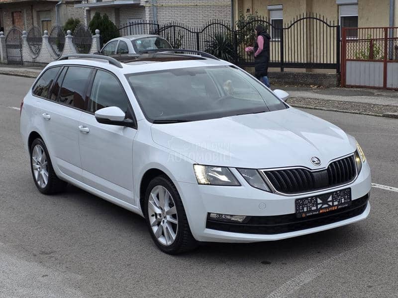Škoda Octavia DSG FABRIKA