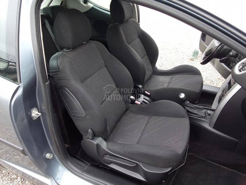 Peugeot 207 1.6 HDI