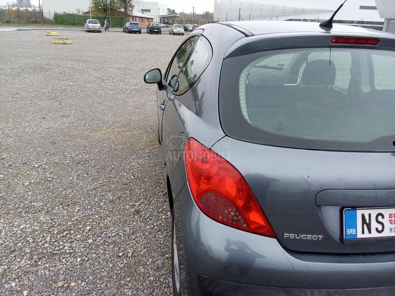 Peugeot 207 1.6 HDI