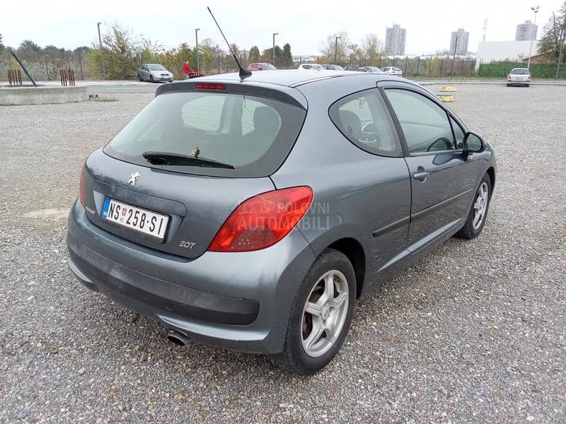 Peugeot 207 1.6 HDI