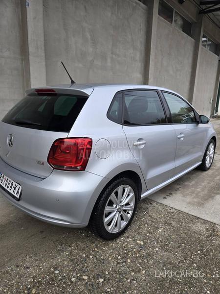 Volkswagen Polo 1.6 TDI 5 vra ta